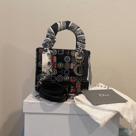 Lady Dior mini beaded - Picture 1 of 8